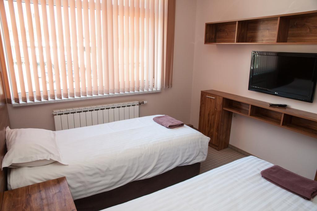 Hostel Izida 2 Dobritj Eksteriør billede
