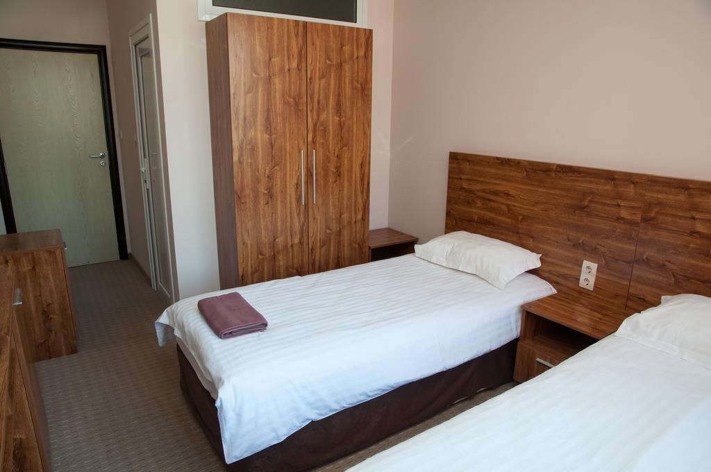 Hostel Izida 2 Dobritj Eksteriør billede